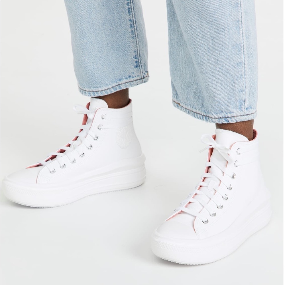 Converse White Chuck Taylor All Star Move Sneakers size 5